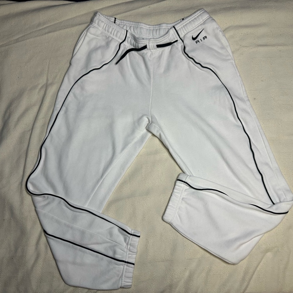 Nike Women’s White Jogger Pants